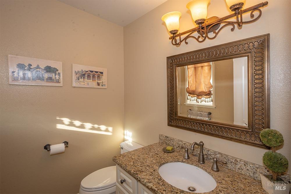 Detail Gallery Image 13 of 34 For 825 Melrose Ct, Sonoma,  CA 95476 - 4 Beds | 2/1 Baths