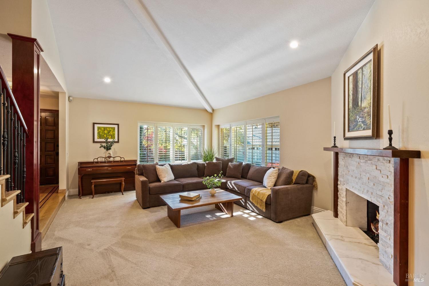 Detail Gallery Image 9 of 71 For 1549 E Foothill Dr, Santa Rosa,  CA 95404 - 4 Beds | 2/1 Baths