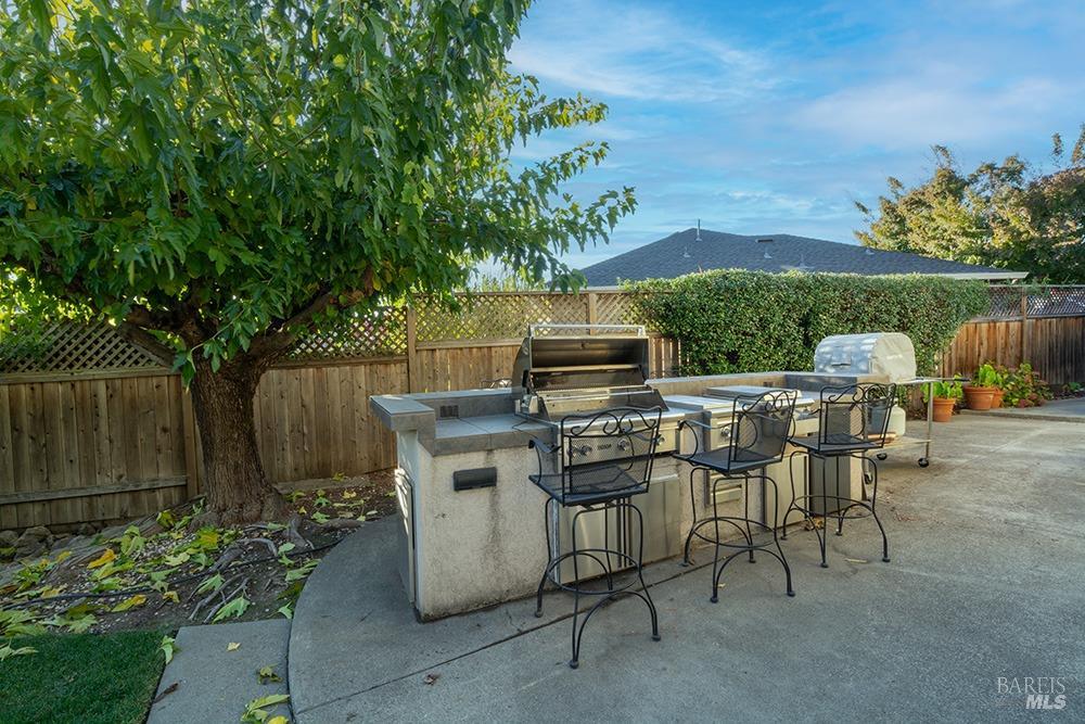 Detail Gallery Image 31 of 34 For 825 Melrose Ct, Sonoma,  CA 95476 - 4 Beds | 2/1 Baths