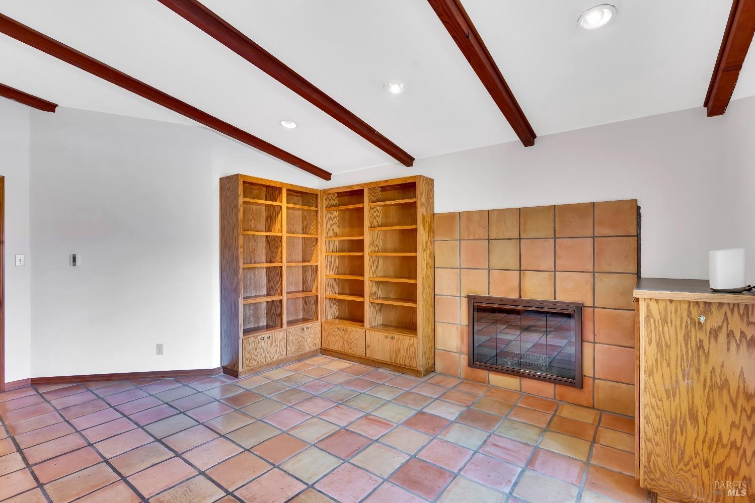 Detail Gallery Image 6 of 62 For 1039 Mount George Ave, Napa,  CA 94558 - 3 Beds | 2 Baths