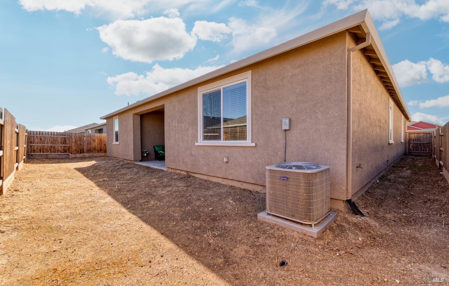 Detail Gallery Image 33 of 52 For 2066 Espana Ln, Rio Vista,  CA 94571 - 3 Beds | 3 Baths