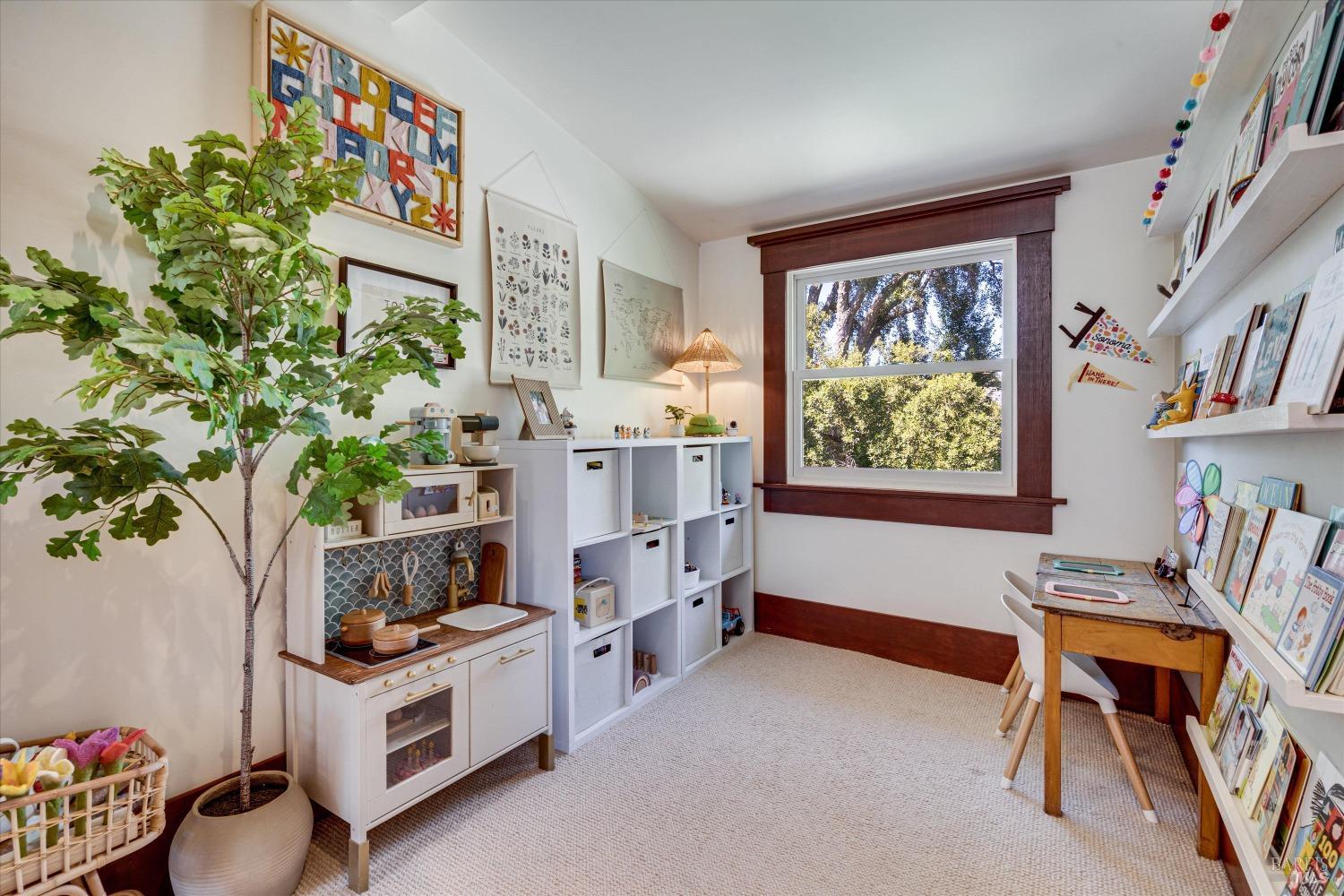 Detail Gallery Image 31 of 62 For 230 E Napa St, Sonoma,  CA 95476 - 3 Beds | 3/1 Baths