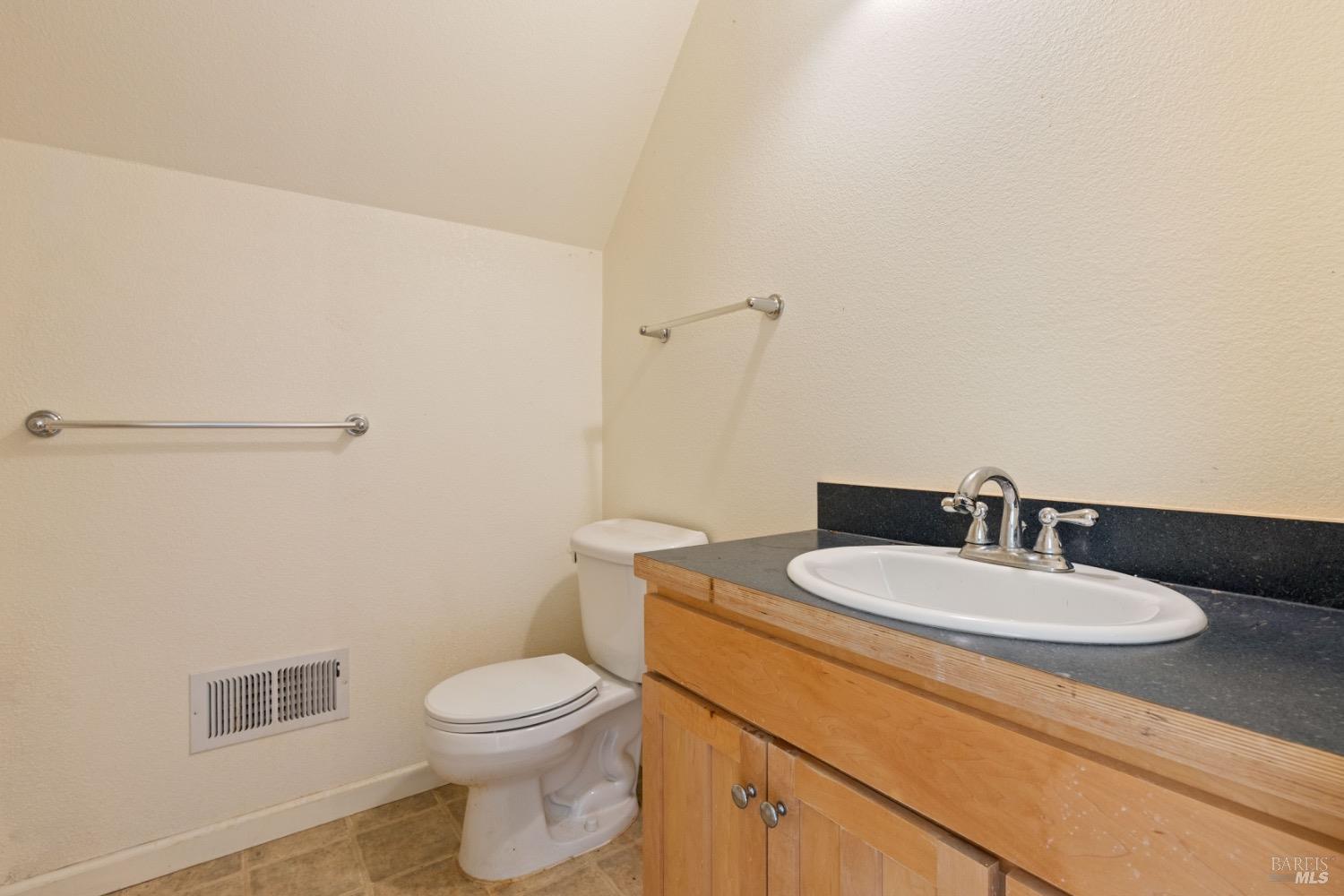 Detail Gallery Image 21 of 37 For 7152 Plumas St, Nice,  CA 95464 - 3 Beds | 2 Baths