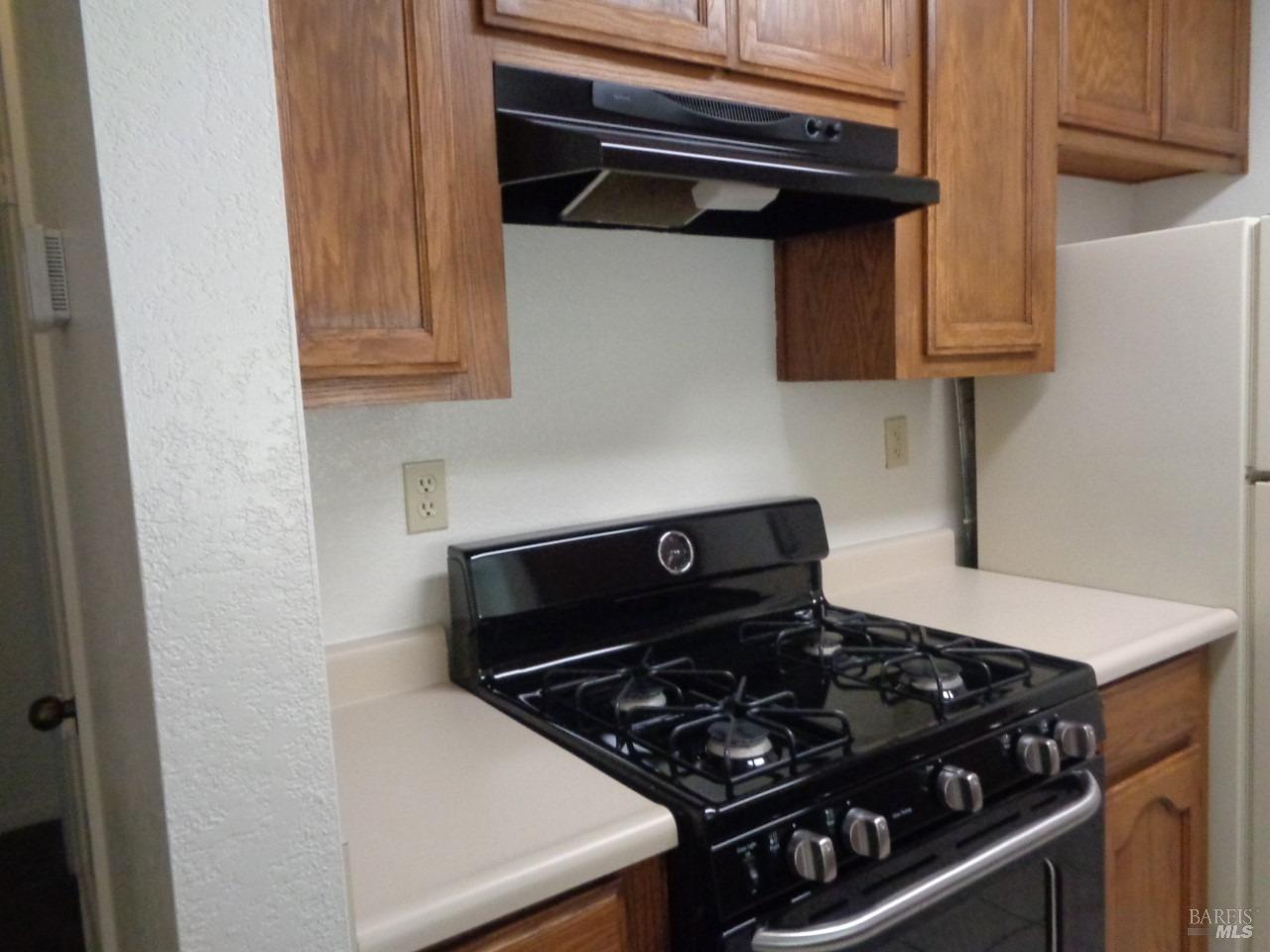 Detail Gallery Image 1 of 5 For 1801 Marshall Rd #1002,  Vacaville,  CA 95687 - 2 Beds | 2 Baths