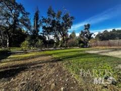 Detail Gallery Image 10 of 13 For 536 Carriage Ct, Santa Rosa,  CA 95403 - 5 Beds | 3/1 Baths