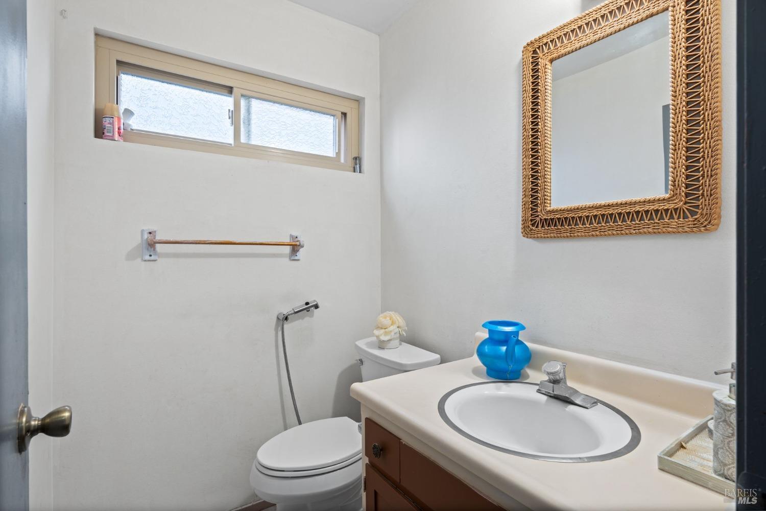 Detail Gallery Image 22 of 45 For 125 Skyway Dr, Vallejo,  CA 94591 - 4 Beds | 2/1 Baths