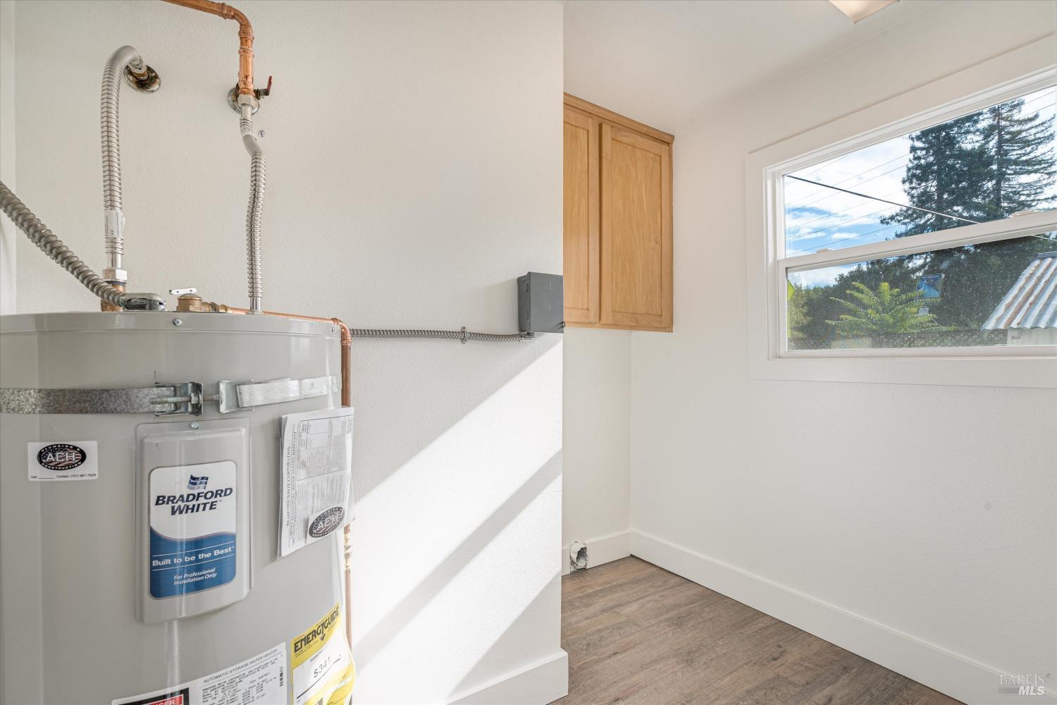 Detail Gallery Image 21 of 32 For 130 W 6th St, Santa Rosa,  CA 95401 - 2 Beds | 1 Baths