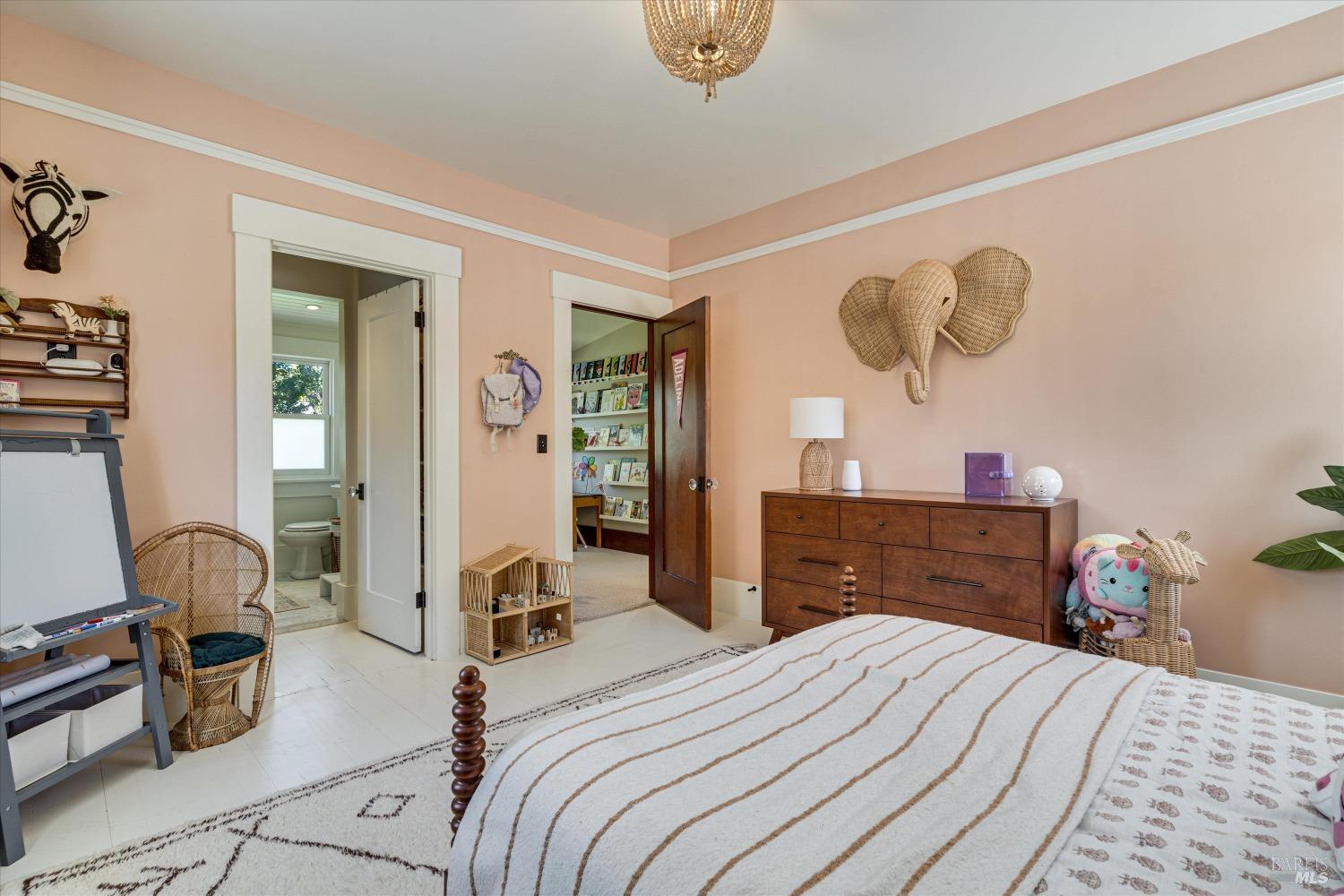 Detail Gallery Image 37 of 62 For 230 E Napa St, Sonoma,  CA 95476 - 3 Beds | 3/1 Baths