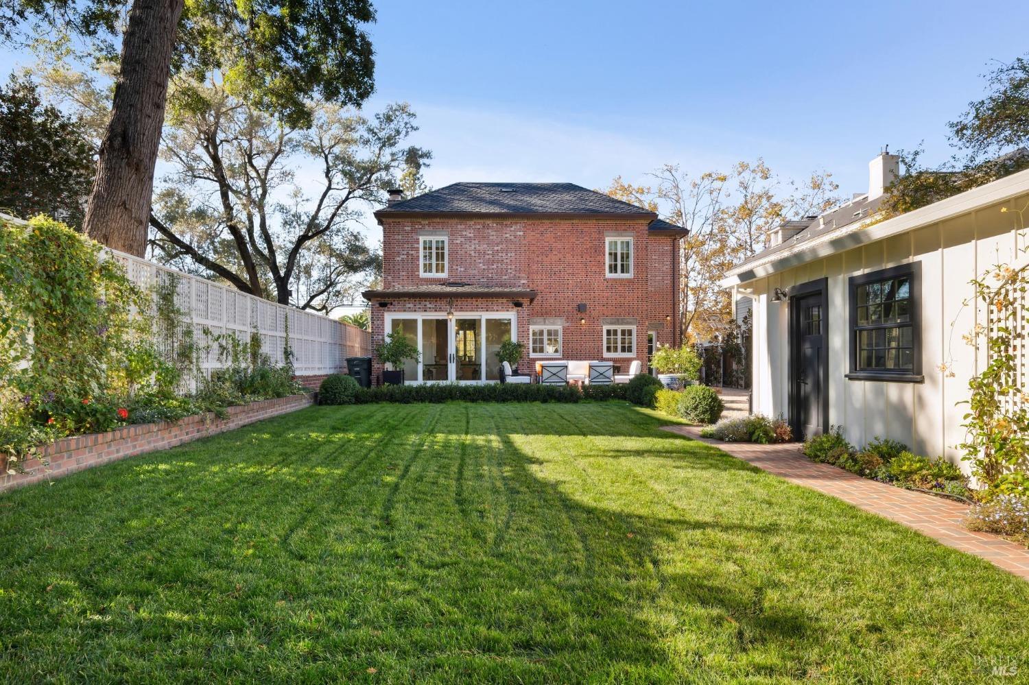 Detail Gallery Image 24 of 53 For Address Is Not Disclosed, Petaluma,  CA 94952 - 3 Beds | 3/1 Baths