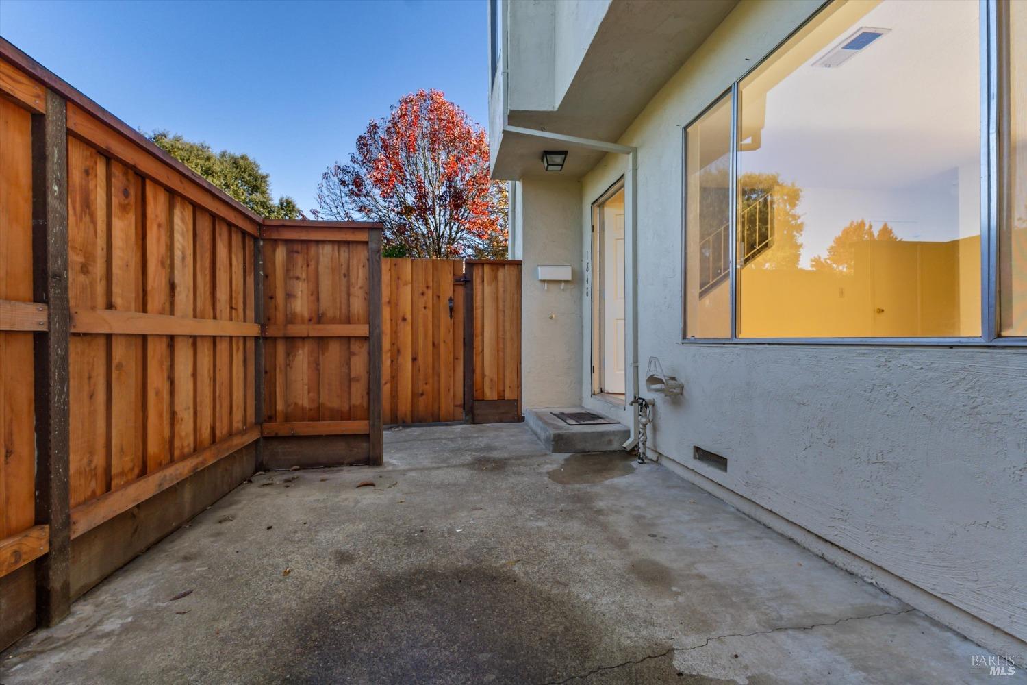 Detail Gallery Image 13 of 22 For 1848 Primavera Dr, Santa Rosa,  CA 95409 - 3 Beds | 1/1 Baths