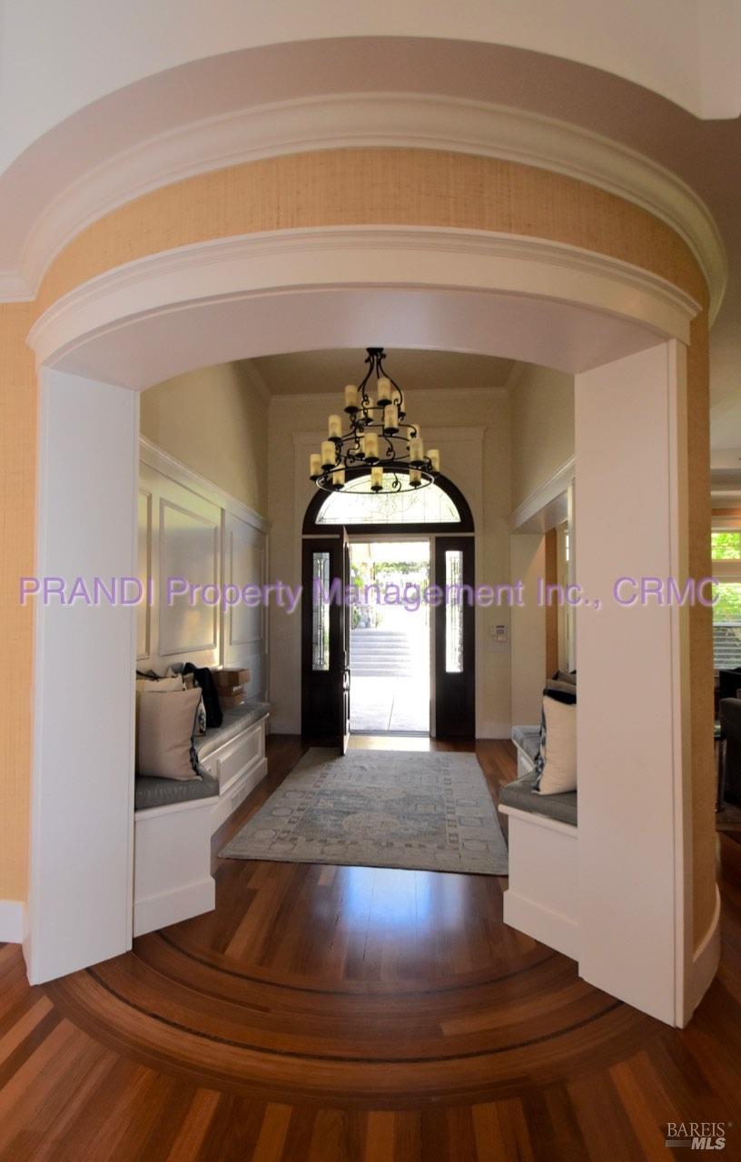 Detail Gallery Image 6 of 33 For 1655 Grand Ave, San Rafael,  CA 94901 - 4 Beds | 3/1 Baths