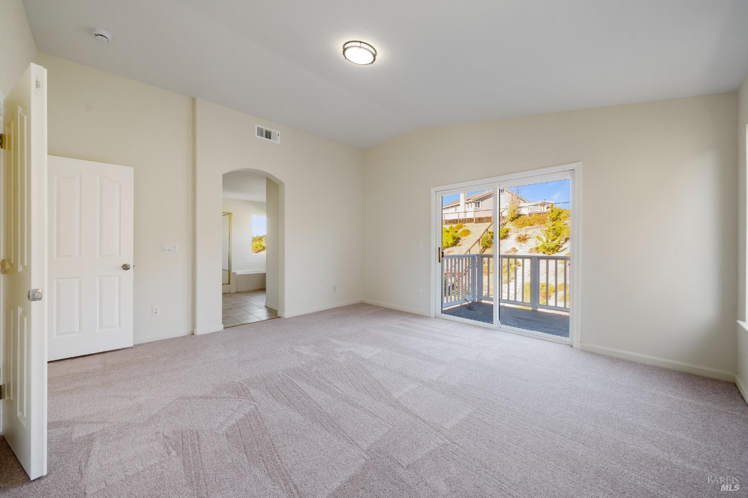 Detail Gallery Image 28 of 47 For 6257 Pebble Beach Dr, Vallejo,  CA 94591 - 3 Beds | 2/1 Baths