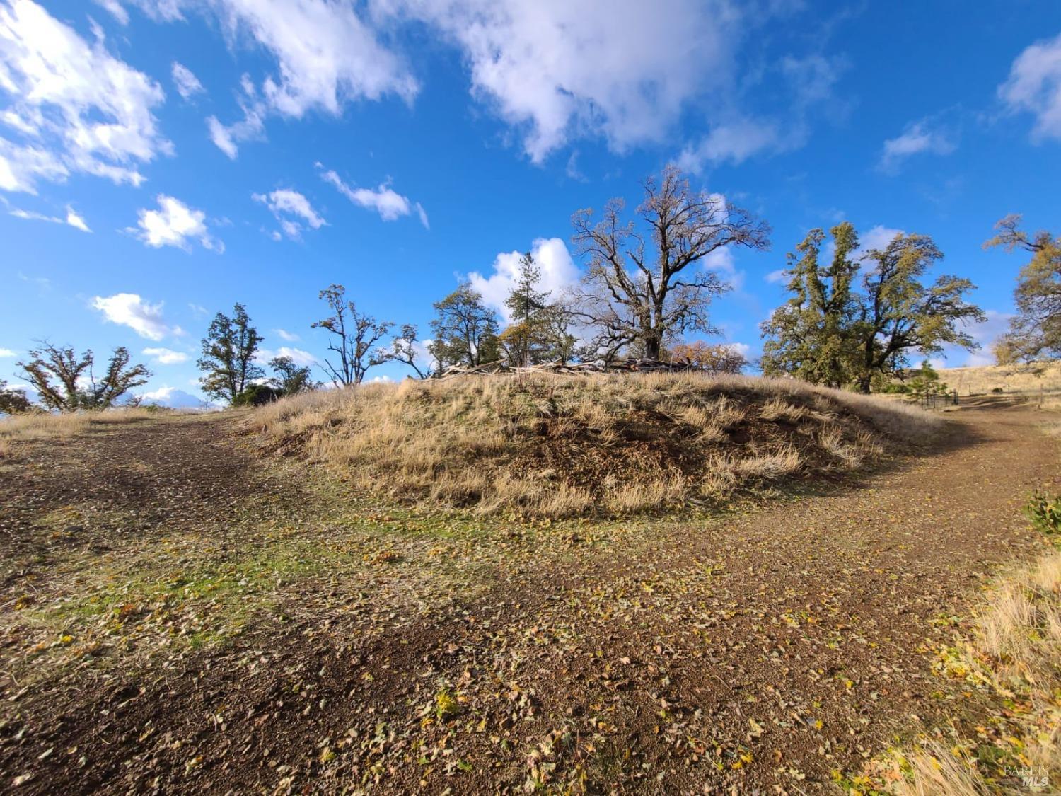 Detail Gallery Image 36 of 42 For 36700 Mendocino Pass Rd, Covelo,  CA 95428 - 2 Beds | 2 Baths