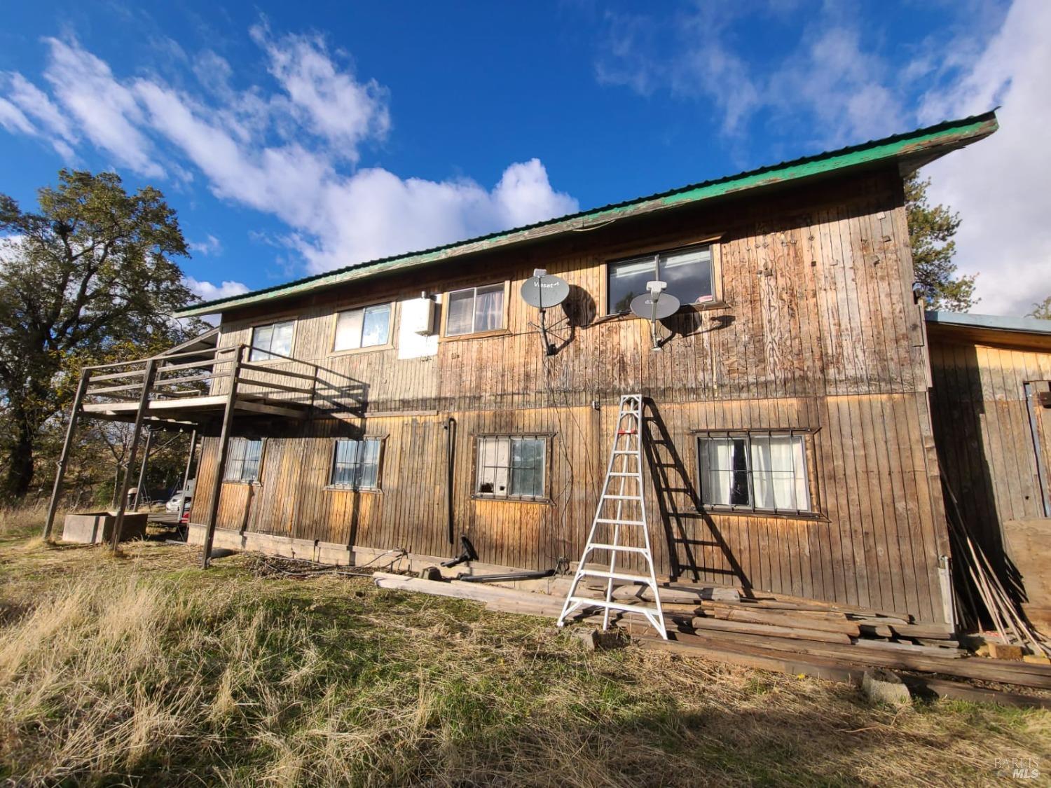 Detail Gallery Image 11 of 42 For 36700 Mendocino Pass Rd, Covelo,  CA 95428 - 2 Beds | 2 Baths