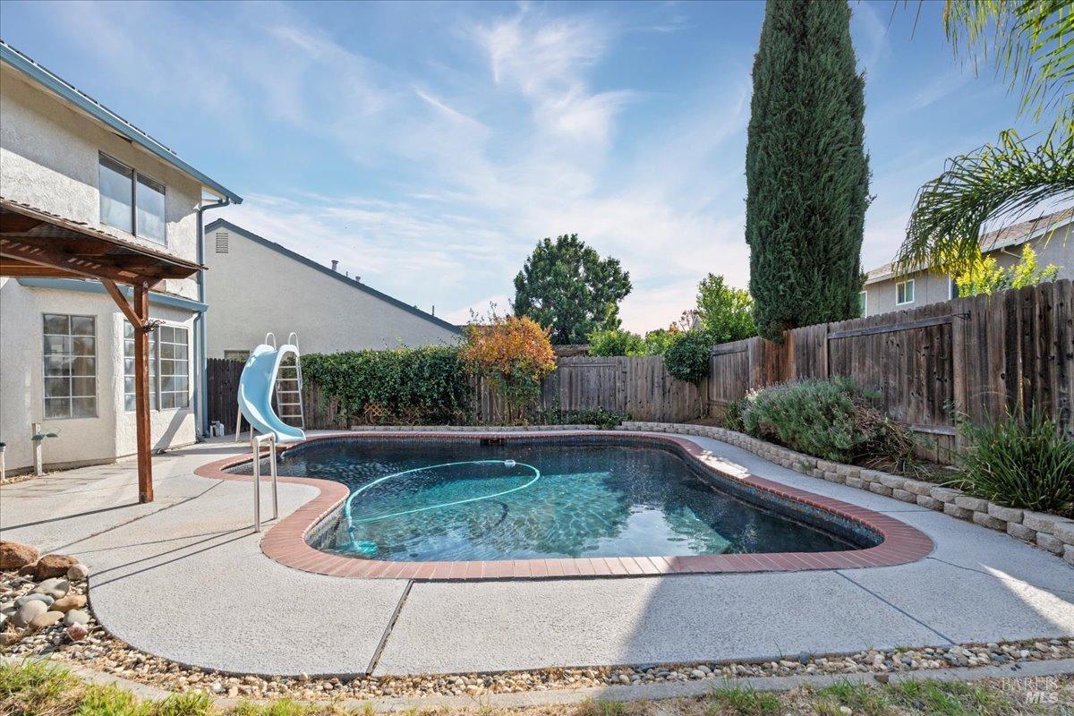 Detail Gallery Image 31 of 43 For 632 Piedmont Ct, Vacaville,  CA 95687 - 3 Beds | 2/1 Baths