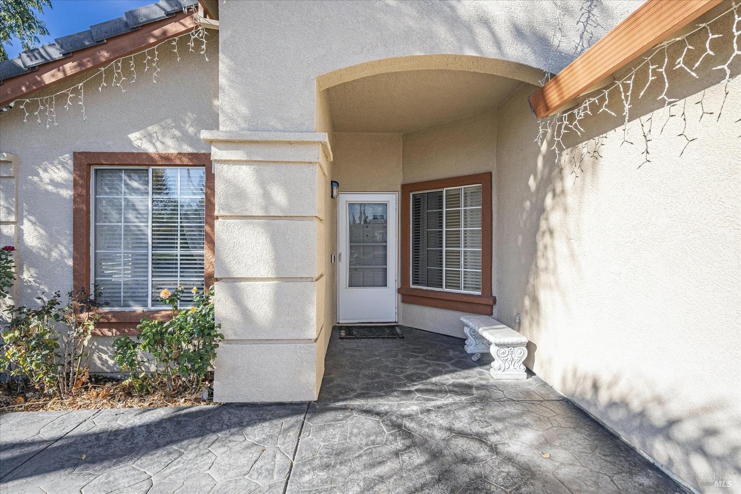 Detail Gallery Image 3 of 33 For 5104 Toyon Ct, Antioch,  CA 94531 - 4 Beds | 2 Baths