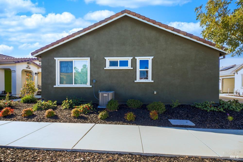 Detail Gallery Image 8 of 28 For 2363 Melrose Lndg, Rio Vista,  CA 94571 - 2 Beds | 2 Baths