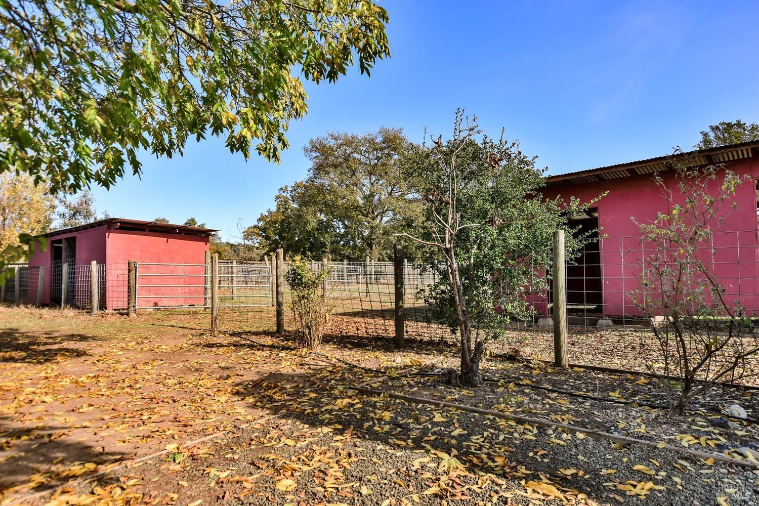 Detail Gallery Image 32 of 36 For 1440 Lovall Valley Rd, Sonoma,  CA 9476 - 2 Beds | 2 Baths