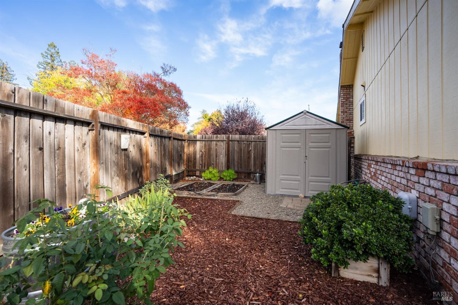 Detail Gallery Image 25 of 29 For 1347 Rivera Ct, Santa Rosa,  CA 95409 - 4 Beds | 2 Baths