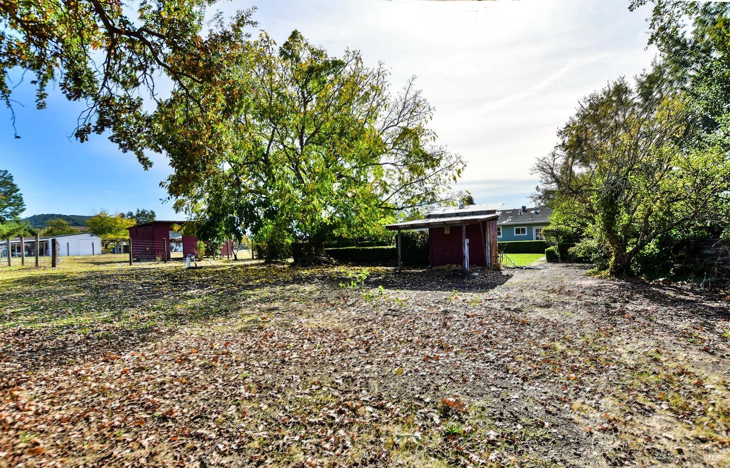 Detail Gallery Image 34 of 36 For 1440 Lovall Valley Rd, Sonoma,  CA 9476 - 2 Beds | 2 Baths