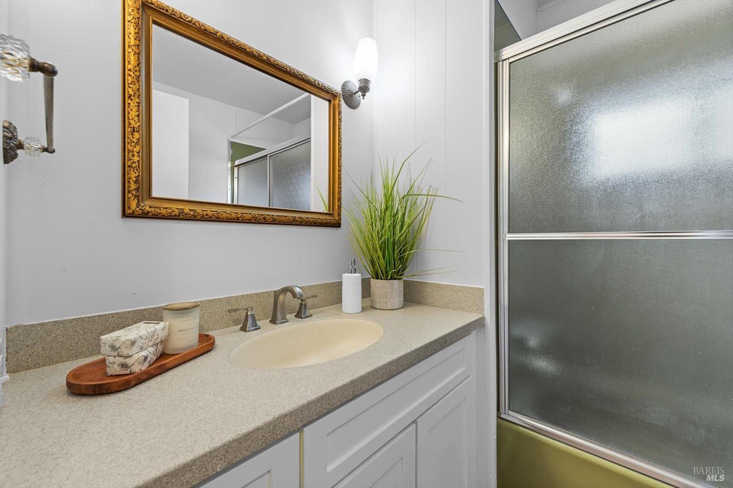 Detail Gallery Image 35 of 61 For 2064 Dalis Dr, Concord,  CA 94520 - 2 Beds | 2 Baths