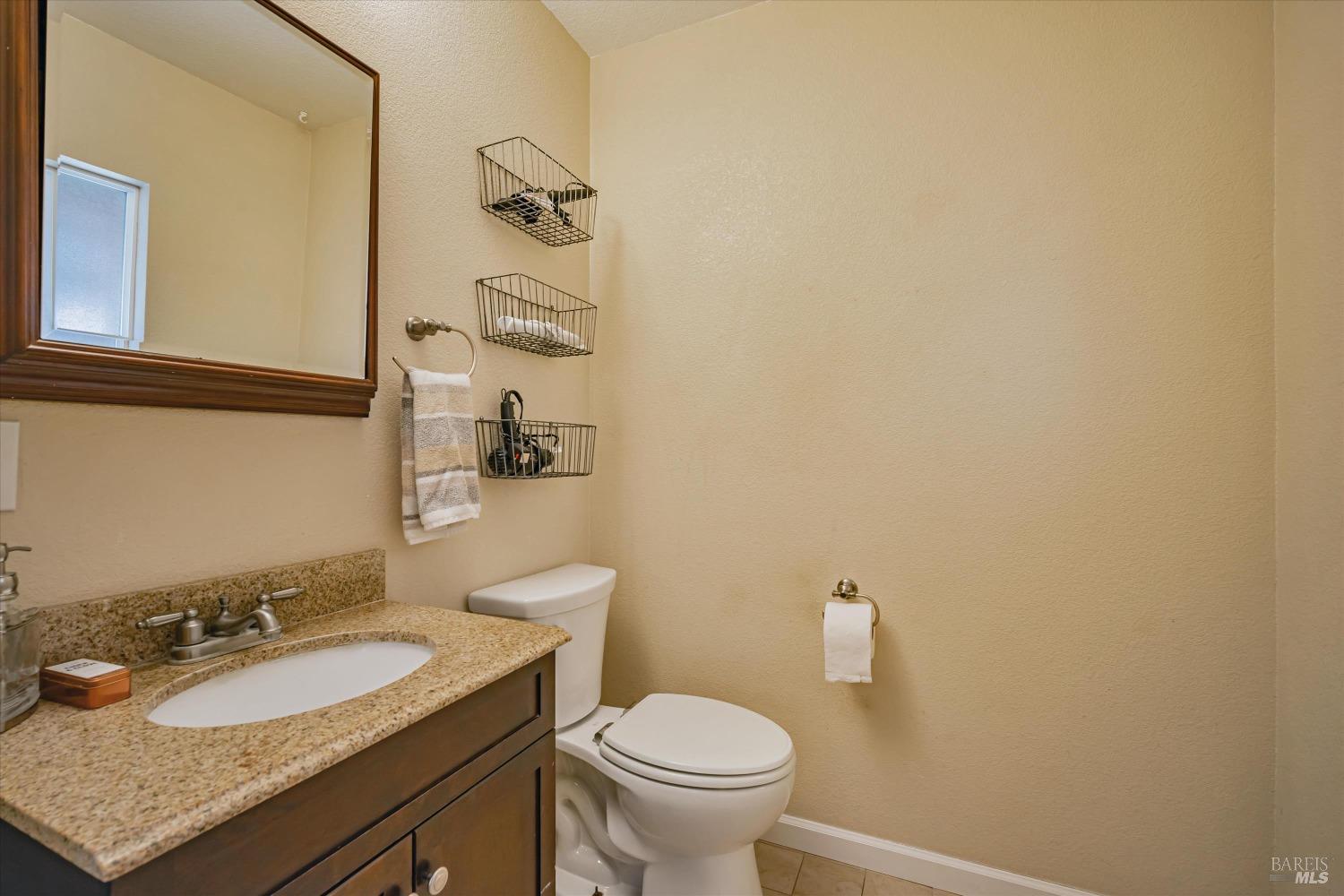 Detail Gallery Image 22 of 53 For 454 Shannon Ct, Windsor,  CA 95492 - 3 Beds | 1/1 Baths