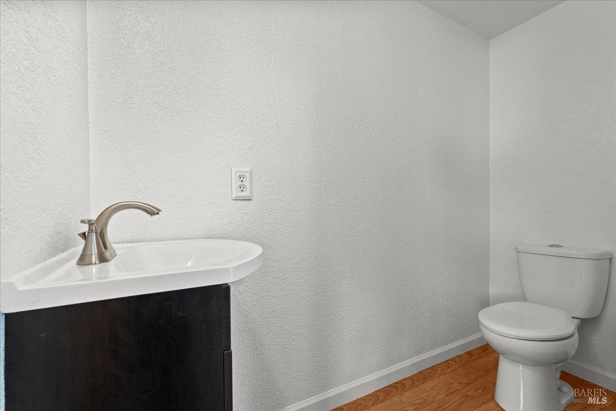 Detail Gallery Image 18 of 43 For 632 Piedmont Ct, Vacaville,  CA 95687 - 3 Beds | 2/1 Baths