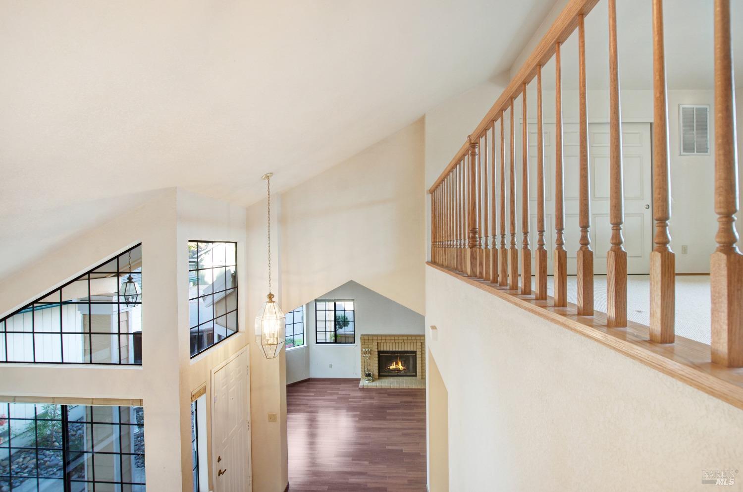 Detail Gallery Image 5 of 31 For 168 S Temelec Cir, Sonoma,  CA 95476 - 2 Beds | 2 Baths