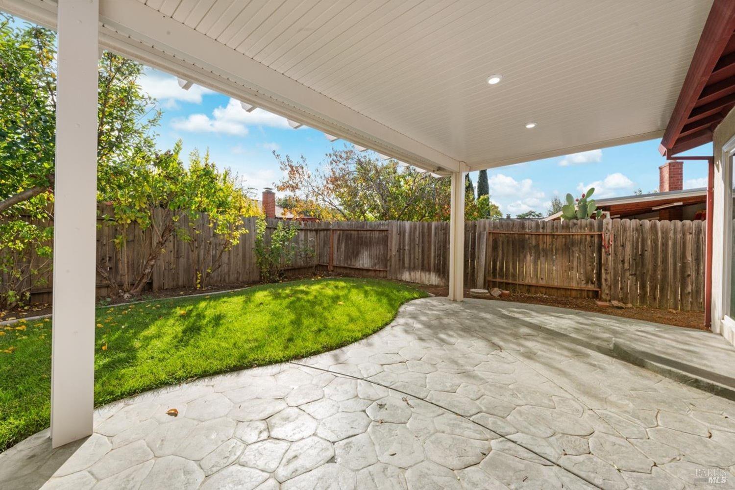 Detail Gallery Image 62 of 83 For 97 Newport Way, Suisun City,  CA 94585 - 4 Beds | 2 Baths