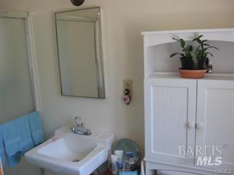 Detail Gallery Image 10 of 12 For 2955 Robin Ln, Clearlake,  CA 95422 - 2 Beds | 2 Baths