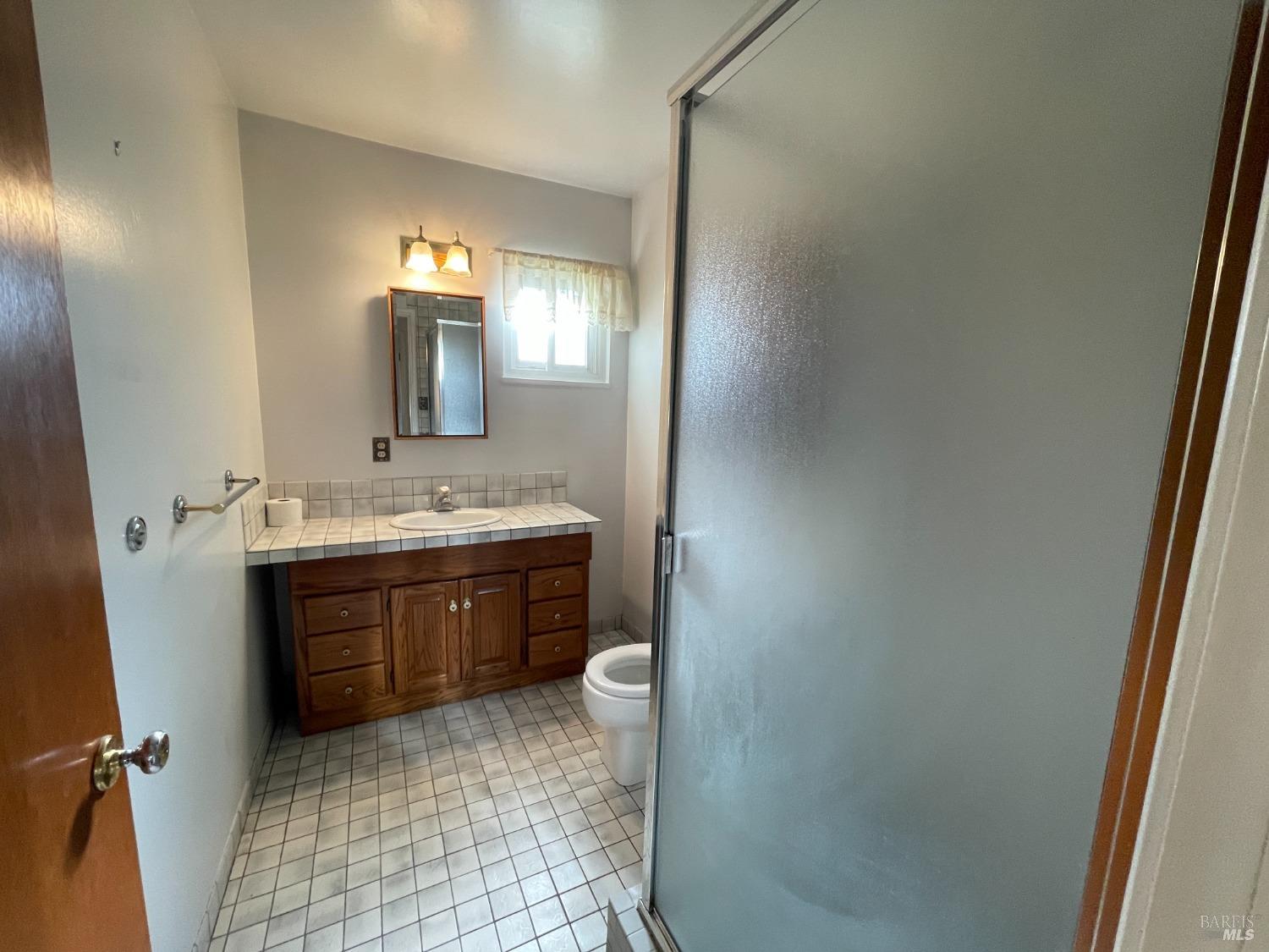 Detail Gallery Image 22 of 40 For 1421 Sierra Dr, Petaluma,  CA 94954 - 3 Beds | 2 Baths