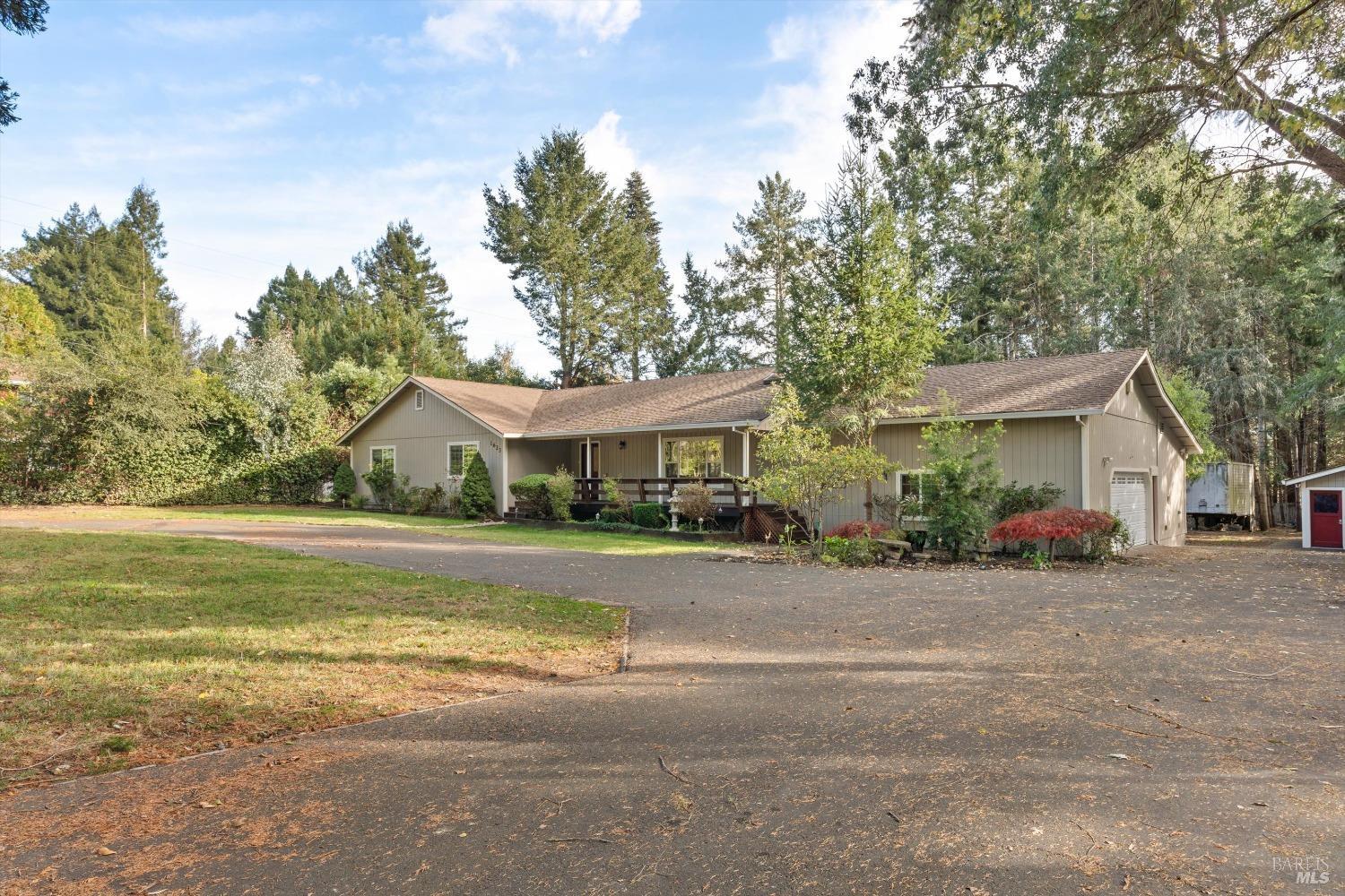 Detail Gallery Image 44 of 57 For 1623 Schaeffer Rd, Sebastopol,  CA 95472 - 3 Beds | 3 Baths