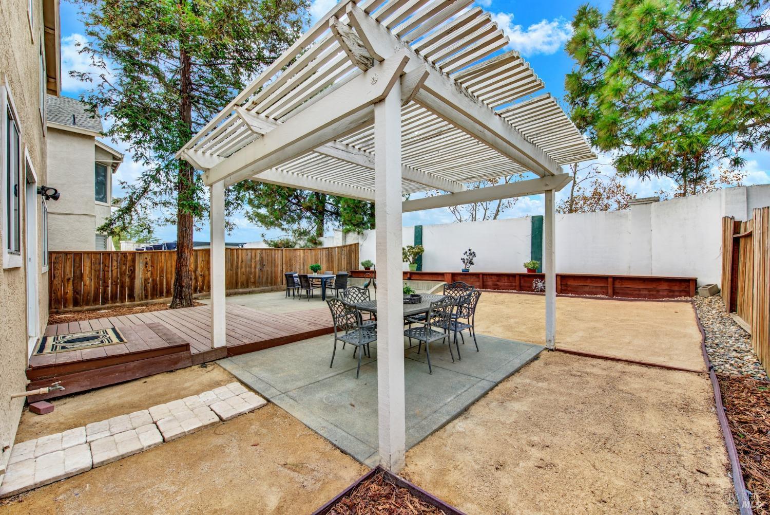 Detail Gallery Image 40 of 43 For 114 Birchwood Ct, Suisun City,  CA 94585 - 3 Beds | 2/1 Baths