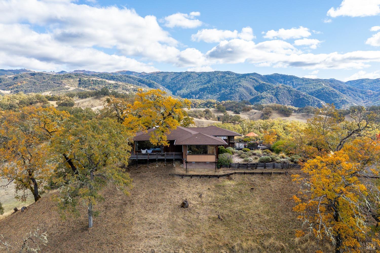 Detail Gallery Image 31 of 32 For 3003 Deerwood Dr, Ukiah,  CA 95482 - 3 Beds | 2/1 Baths