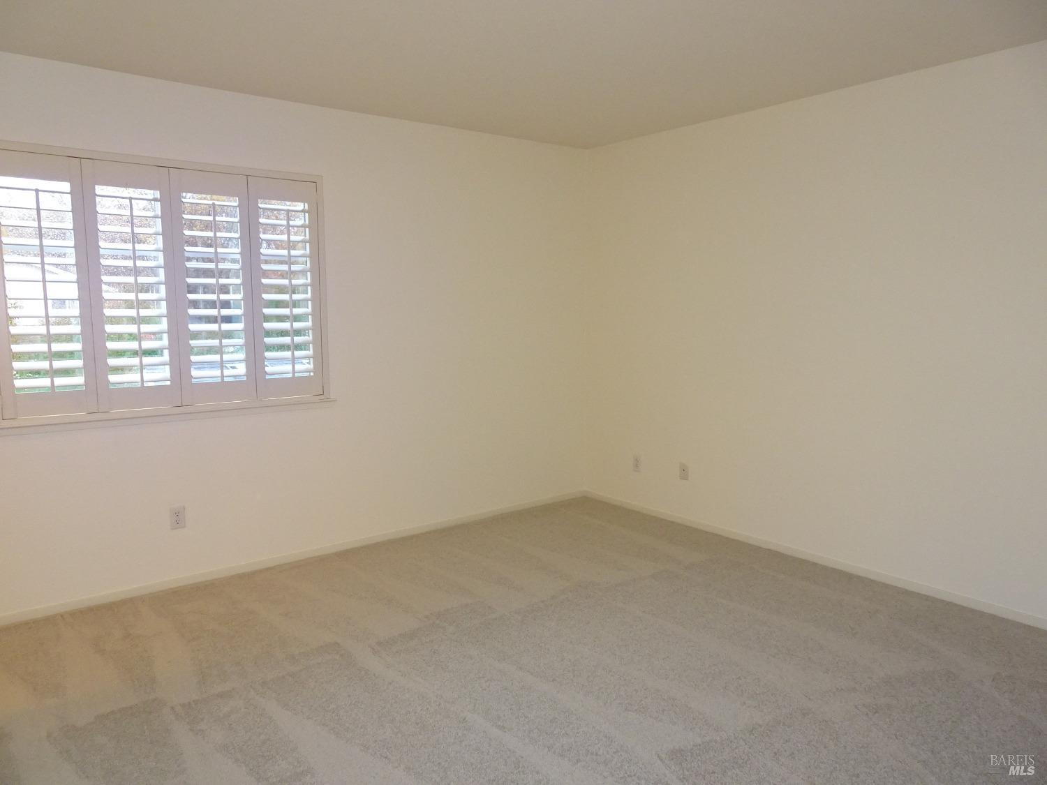 Detail Gallery Image 13 of 18 For 526 Entrada Dr #203,  Novato,  CA 94949 - 2 Beds | 1 Baths