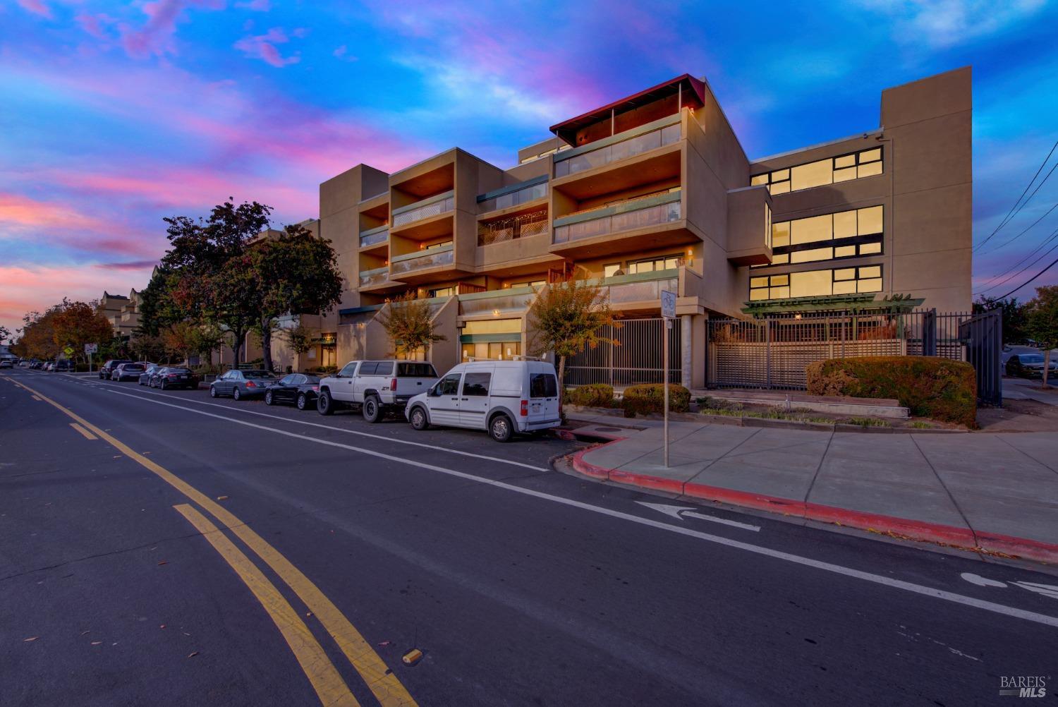 Detail Gallery Image 53 of 54 For 1771 Broadway St #226,  Concord,  CA 94520 - 1 Beds | 1 Baths