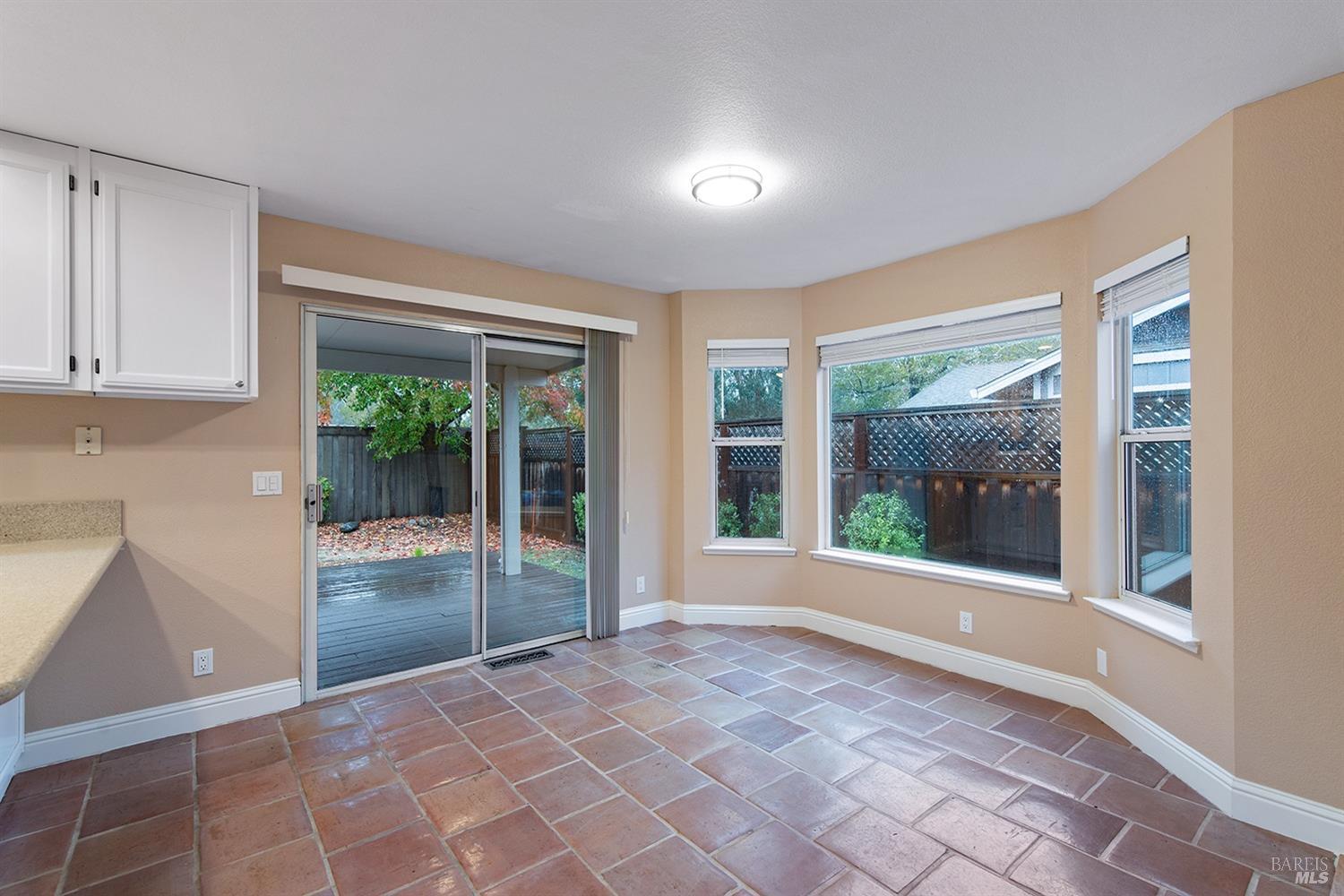 Detail Gallery Image 11 of 30 For 144 Fulton Pl, Windsor,  CA 95492 - 3 Beds | 2 Baths