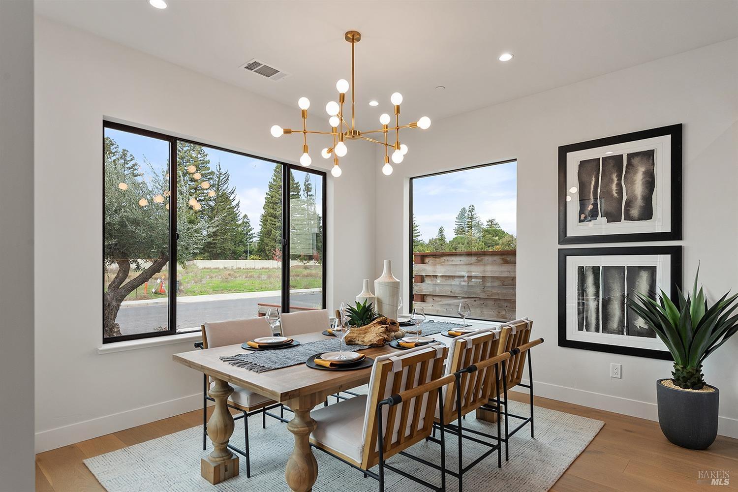 Detail Gallery Image 10 of 49 For 1000 Trentadue Way, Healdsburg,  CA 95448 - 3 Beds | 3/1 Baths