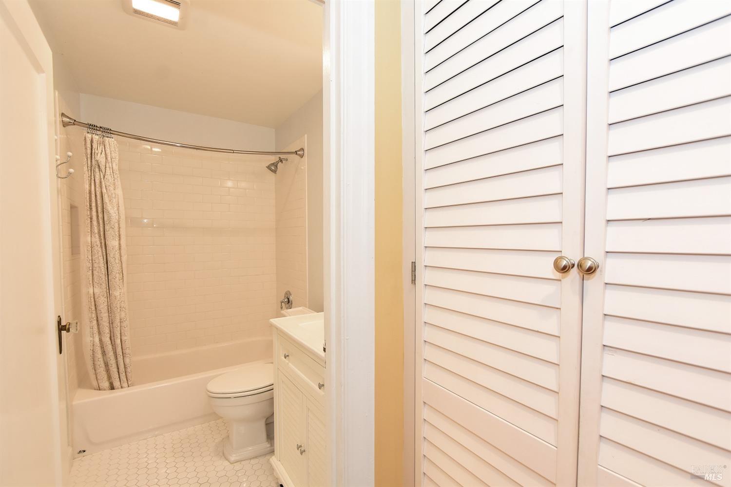 Detail Gallery Image 24 of 34 For 144 Vallejo Ave, Sonoma,  CA 95476 - 2 Beds | 2 Baths