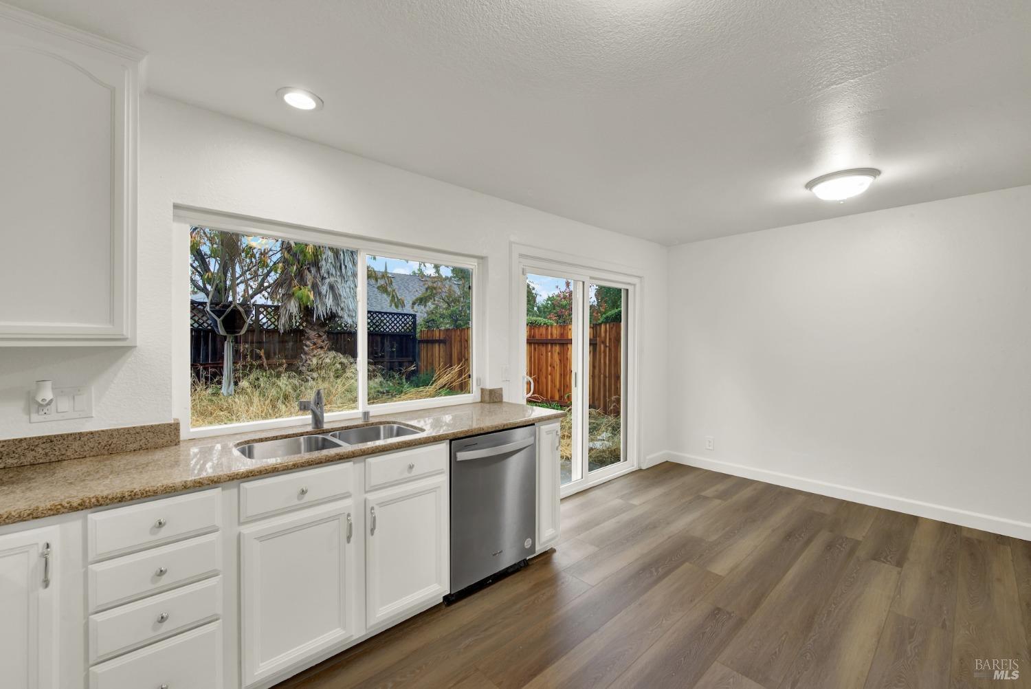 Detail Gallery Image 27 of 51 For 173 Edwin Dr, Vacaville,  CA 95687 - 3 Beds | 2 Baths