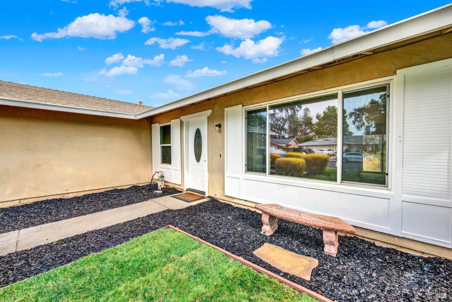 Detail Gallery Image 10 of 51 For 173 Edwin Dr, Vacaville,  CA 95687 - 3 Beds | 2 Baths