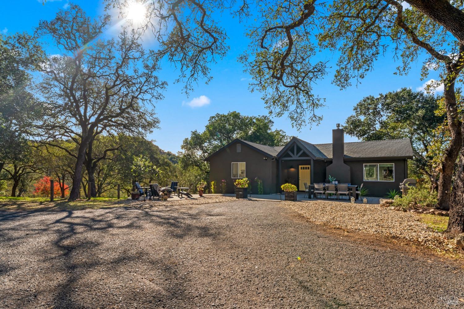 Detail Gallery Image 5 of 28 For 465 Stonecrest Dr, Napa,  CA 94558 - 2 Beds | 1 Baths