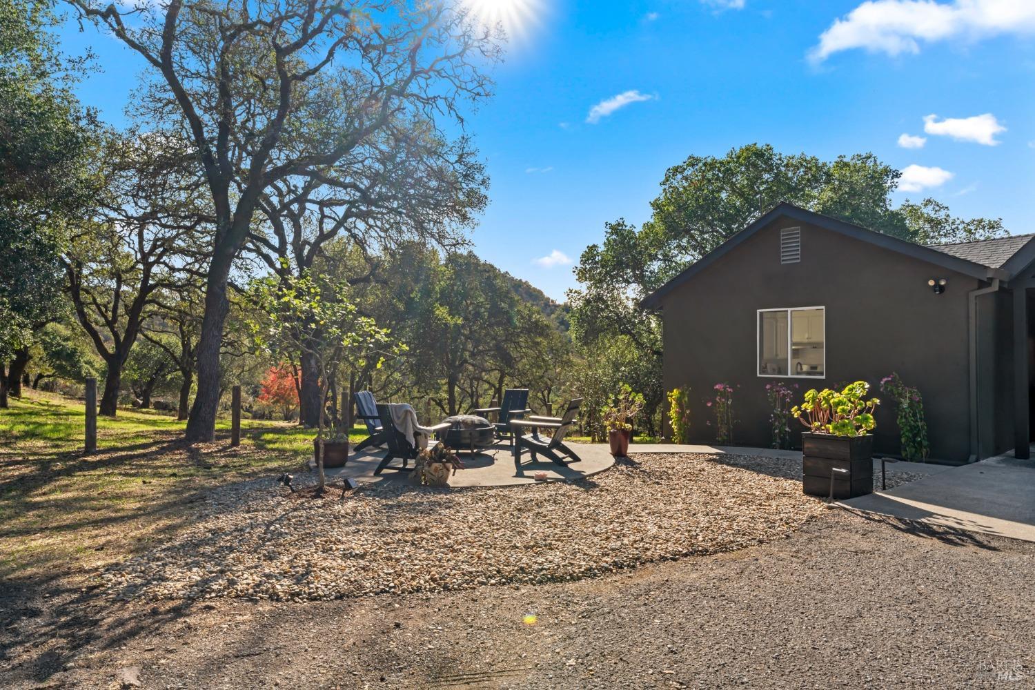 Detail Gallery Image 18 of 28 For 465 Stonecrest Dr, Napa,  CA 94558 - 2 Beds | 1 Baths