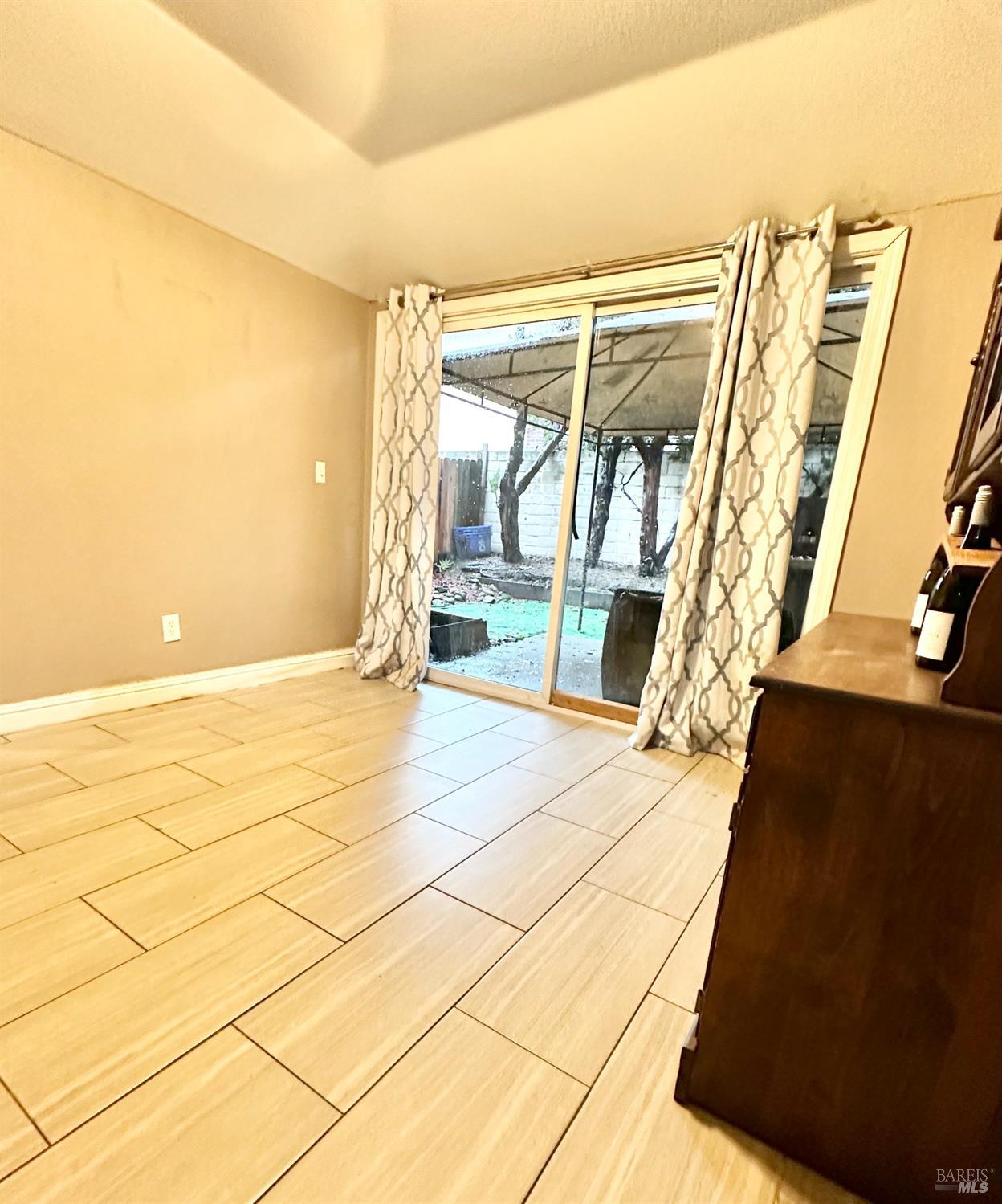 Detail Gallery Image 7 of 24 For 299 Shasta Dr #59,  Vacaville,  CA 95688 - 2 Beds | 2/1 Baths