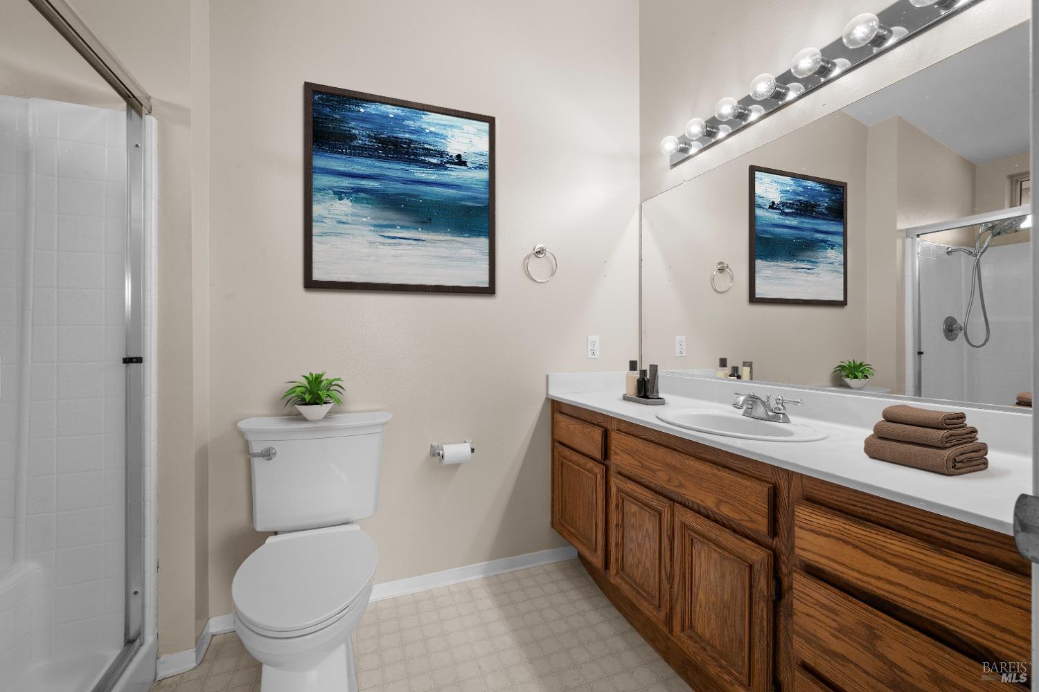 Detail Gallery Image 32 of 38 For 1071 La Contenta Ct, Windsor,  CA 95492 - 3 Beds | 2/1 Baths