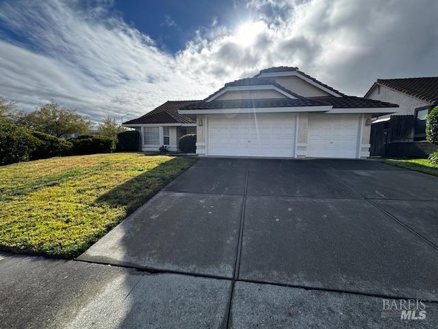 Detail Gallery Image 2 of 40 For 660 Harwinton Ct, Vacaville,  CA 95688 - 4 Beds | 2 Baths