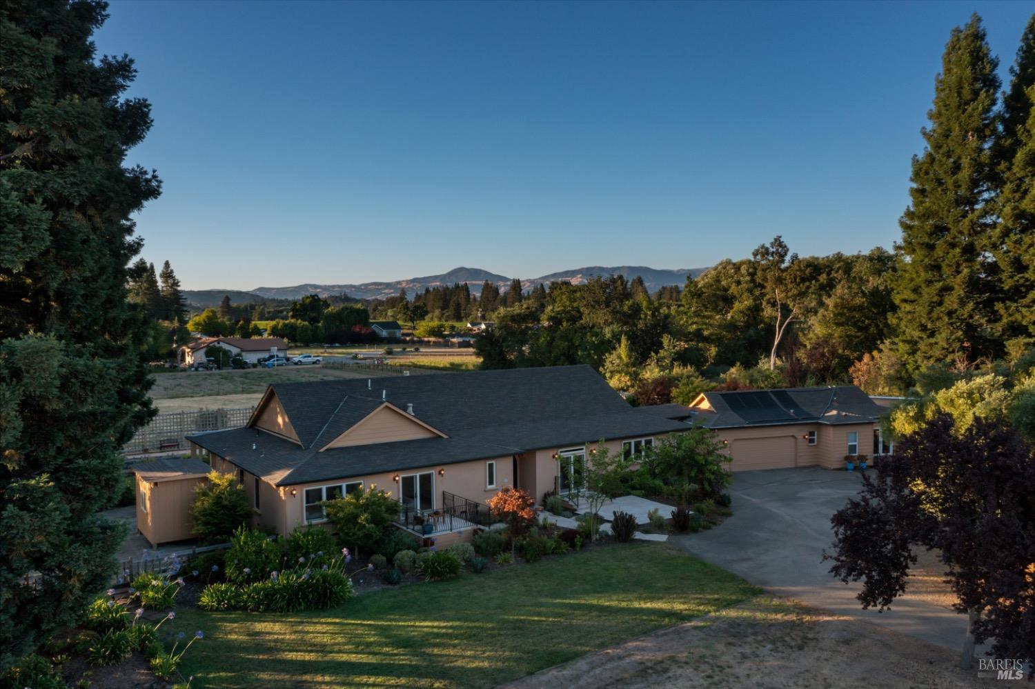 Detail Gallery Image 67 of 82 For 515 Westside Rd, Healdsburg,  CA 95448 - 4 Beds | 4/2 Baths