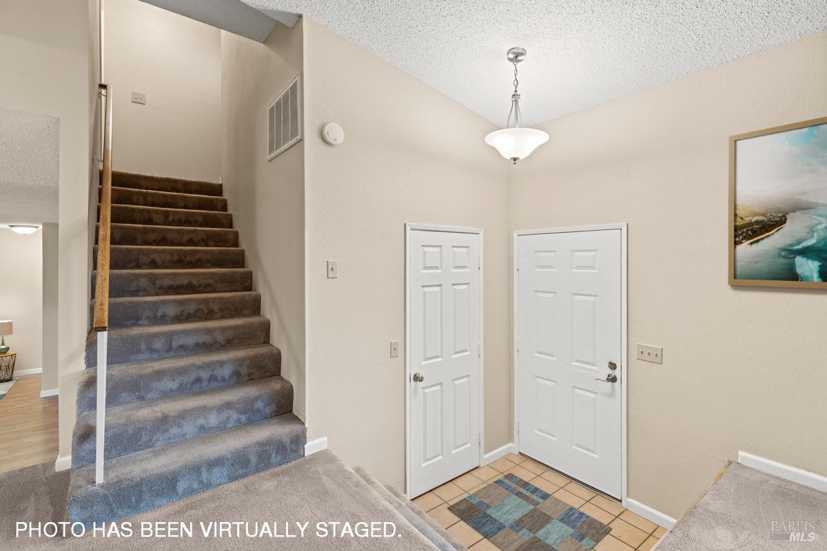 Detail Gallery Image 30 of 55 For 5674 Carriage Ln, Santa Rosa,  CA 95403 - 4 Beds | 2/1 Baths