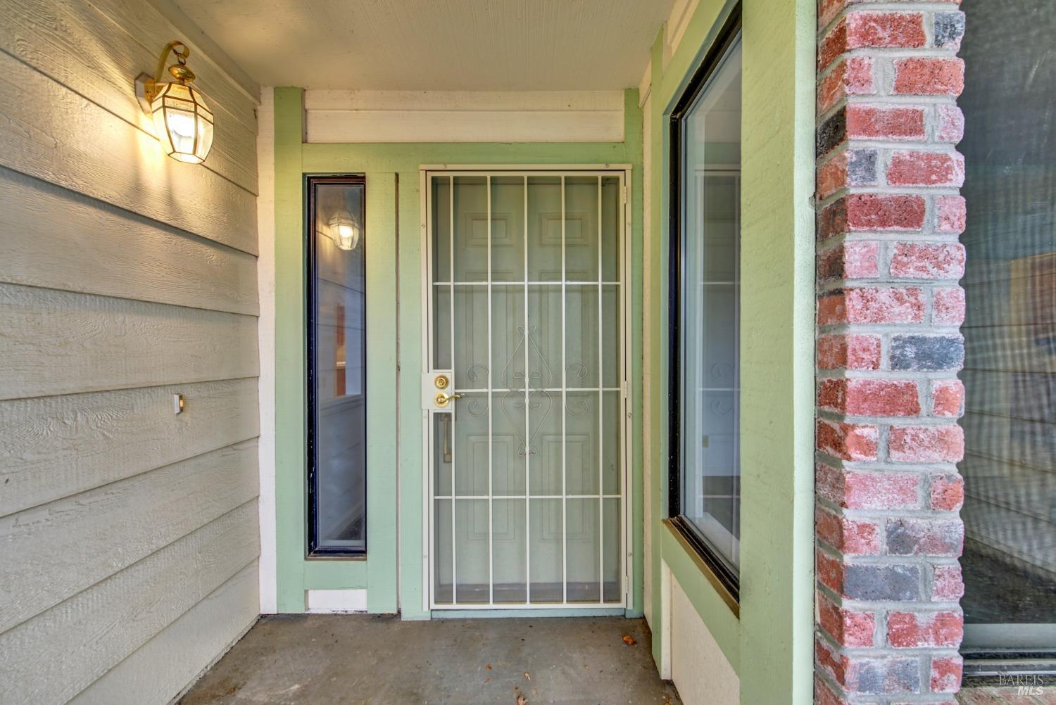 Detail Gallery Image 1 of 91 For 784 Youngsdale Dr, Vacaville,  CA 95687 - 3 Beds | 2 Baths