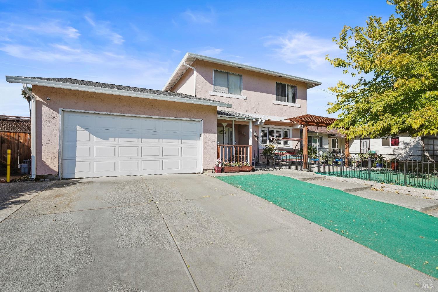 Detail Gallery Image 1 of 20 For 816 Tree Duck Way, Suisun City,  CA 94585 - 4 Beds | 3/1 Baths